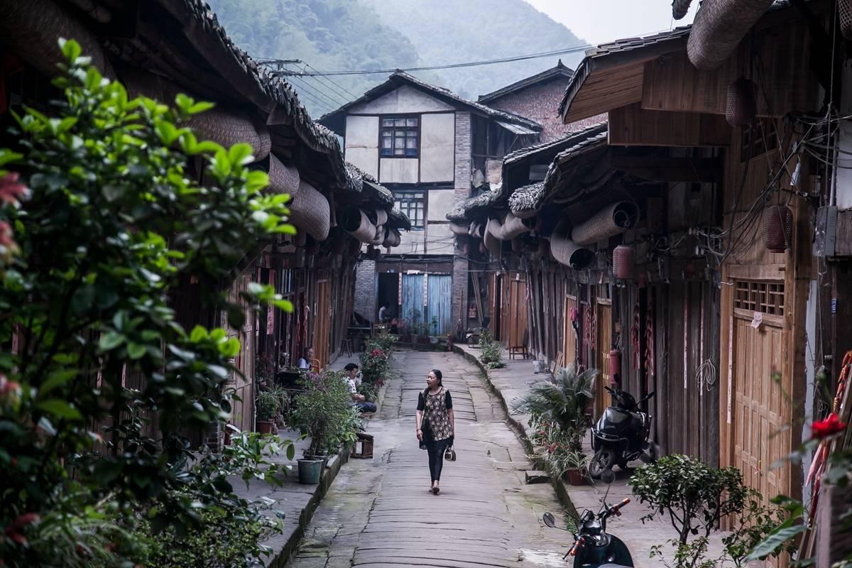 于正直接开撕祝绪丹?晒聊天记录捶她?卢昱晓惨被拖下水!